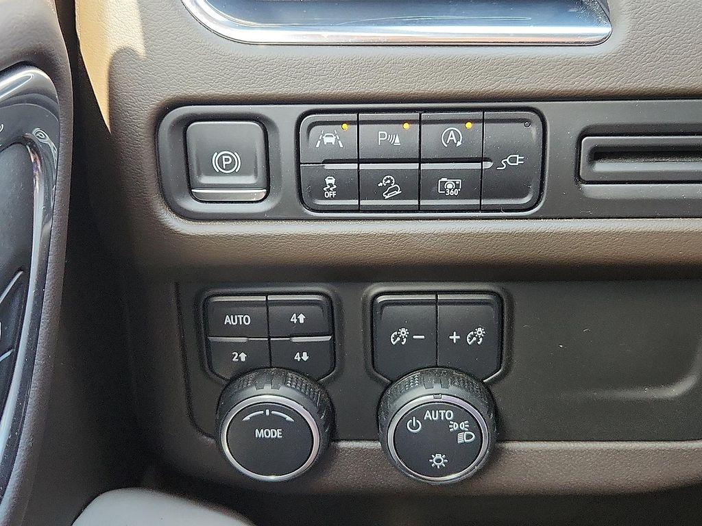 used 2022 Chevrolet Tahoe car, priced at $53,998