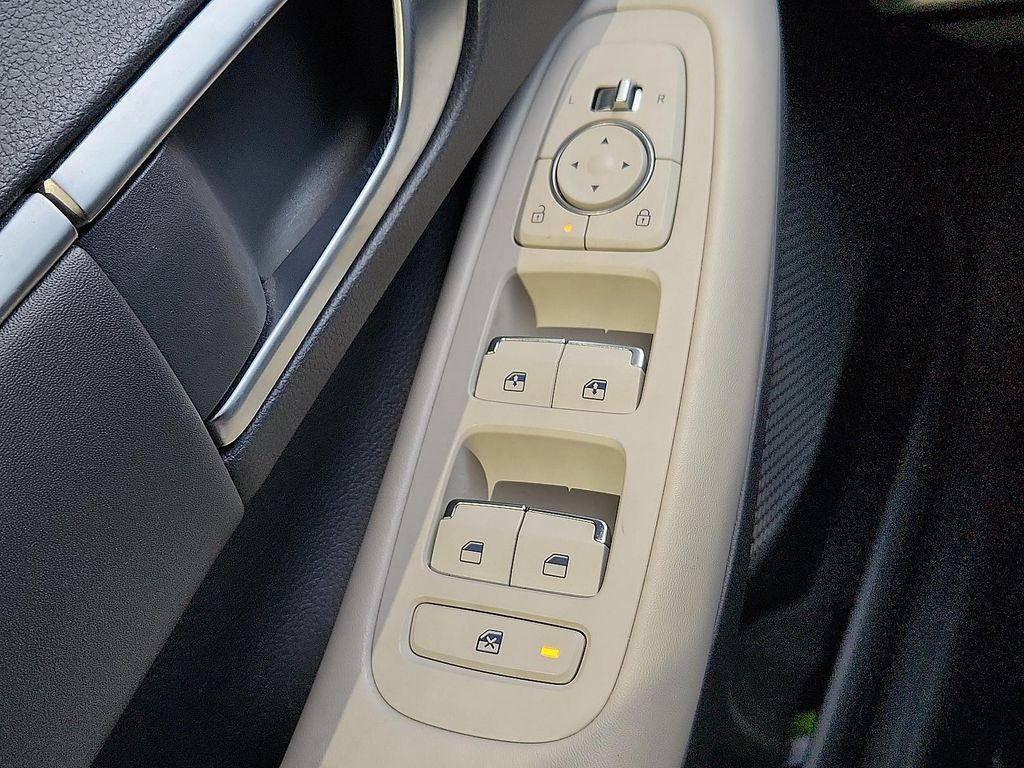 used 2024 Hyundai Sonata Hybrid car, priced at $25,998