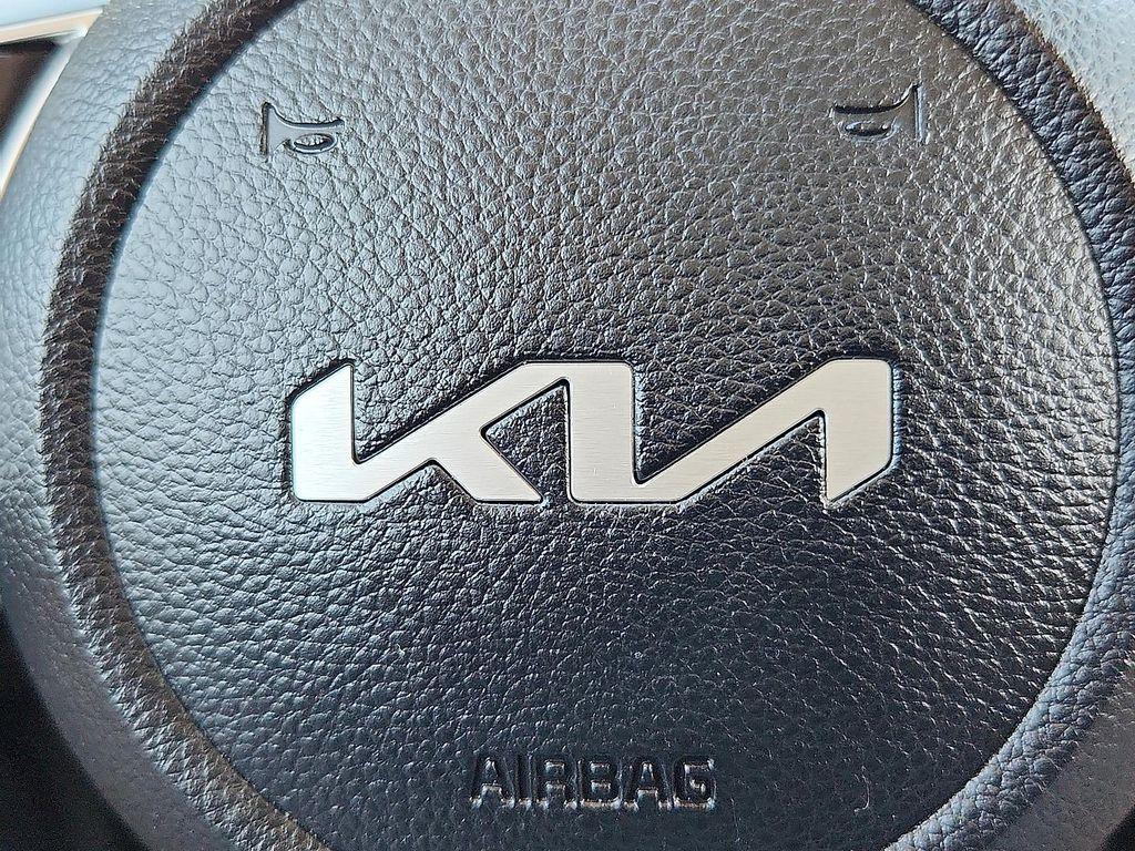 used 2023 Kia Seltos car, priced at $19,998