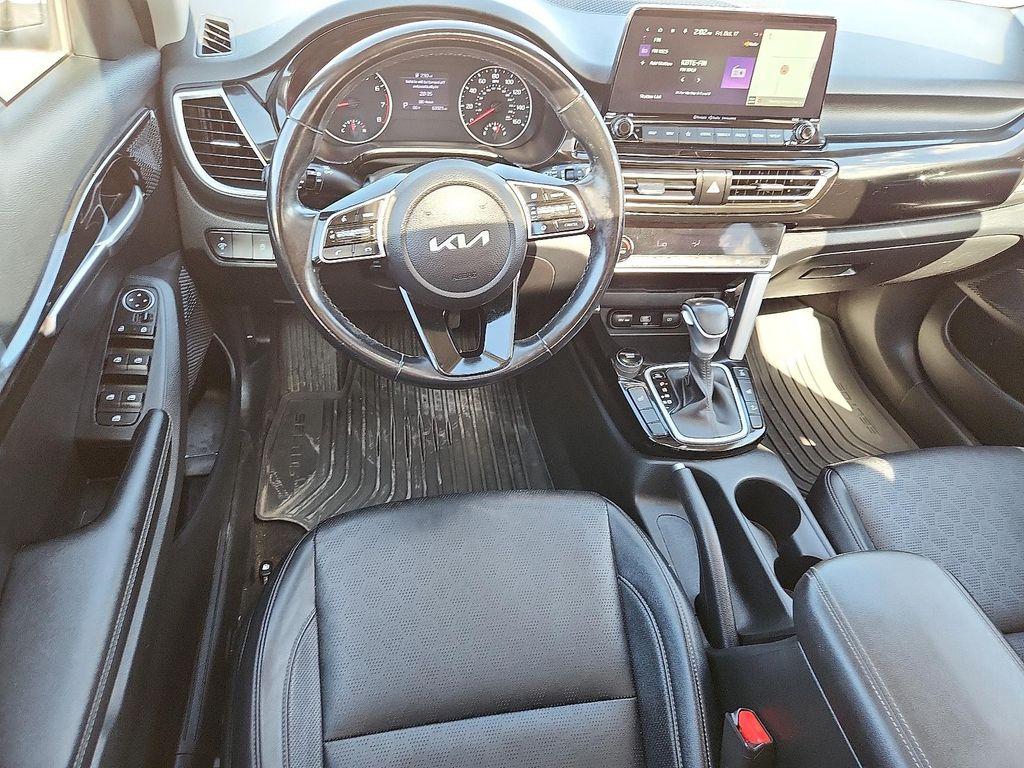 used 2023 Kia Seltos car, priced at $19,998