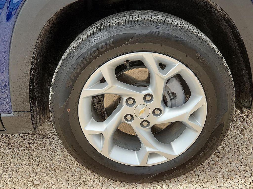 used 2024 Chevrolet Trax car, priced at $21,998