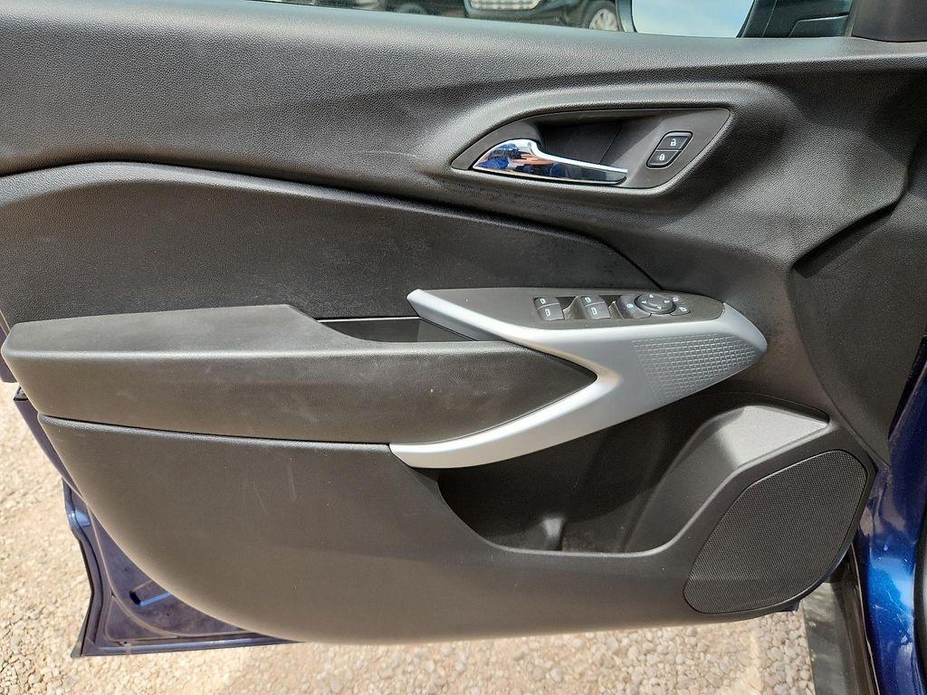 used 2024 Chevrolet Trax car, priced at $21,998