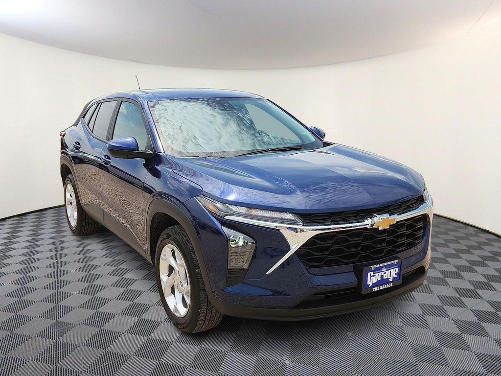 used 2024 Chevrolet Trax car, priced at $21,998