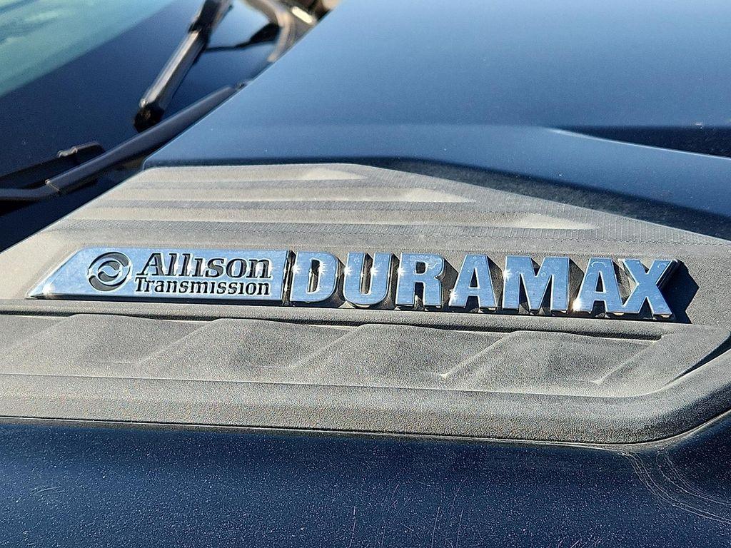 used 2024 Chevrolet Silverado 3500 car, priced at $57,998