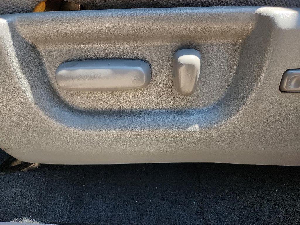 used 2013 Toyota Tundra car