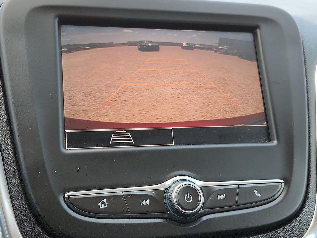 used 2022 Chevrolet Equinox car, priced at $18,998