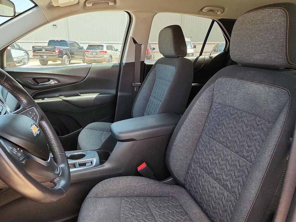 used 2022 Chevrolet Equinox car, priced at $18,998