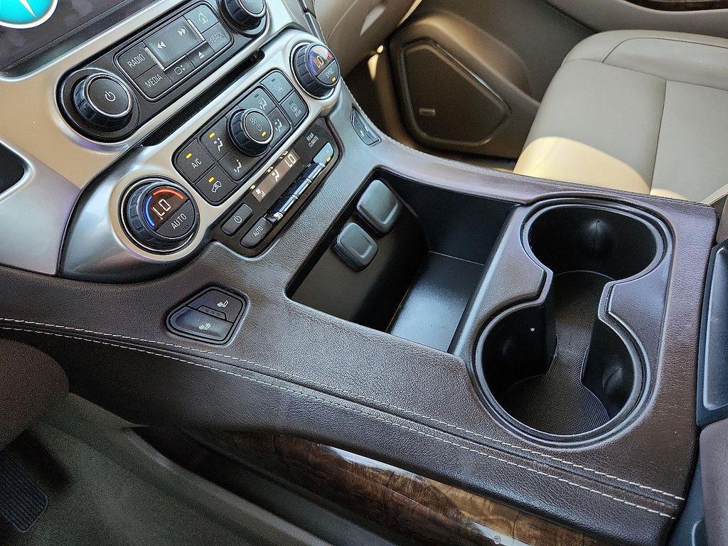 used 2020 Chevrolet Suburban car, priced at $29,998