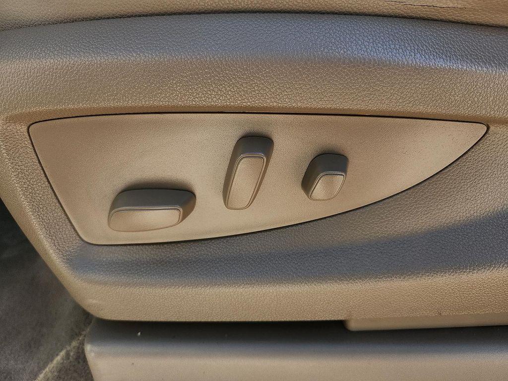 used 2020 Chevrolet Suburban car, priced at $29,998