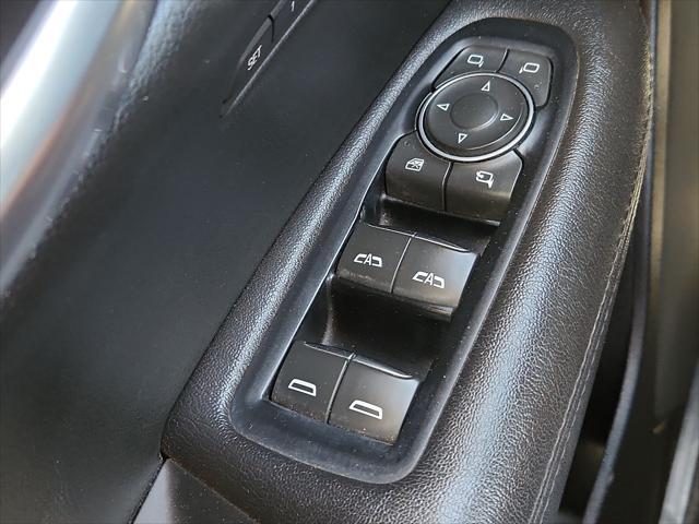 used 2018 Cadillac XT5 car, priced at $17,998
