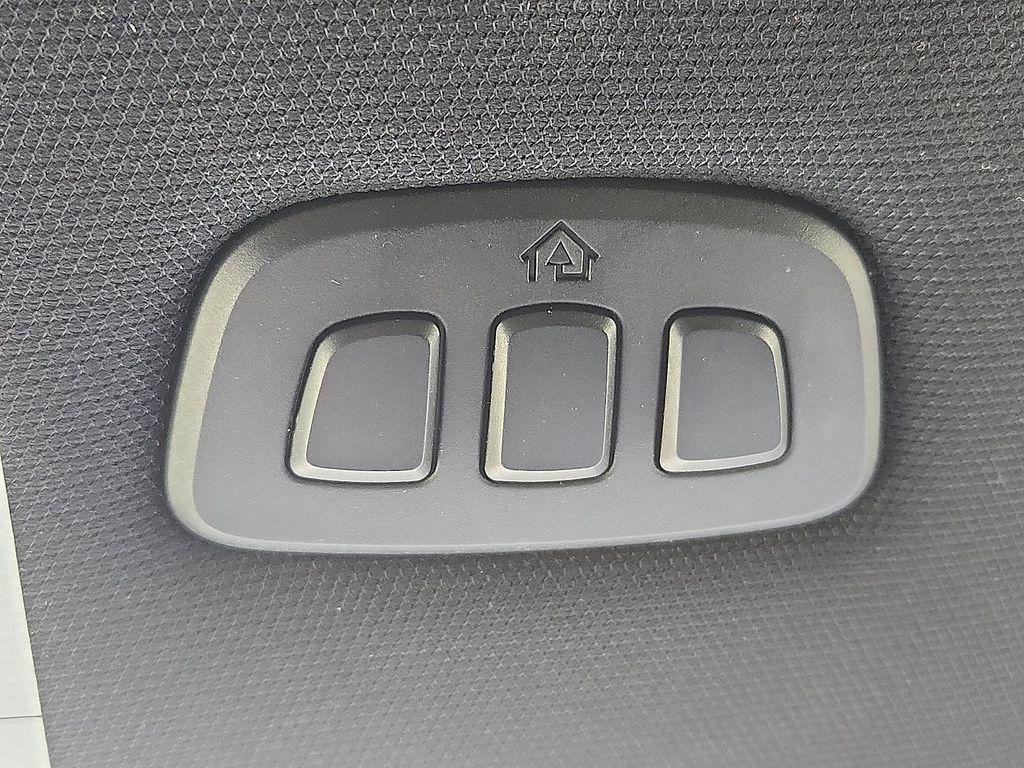 used 2022 Ford Explorer car, priced at $28,998