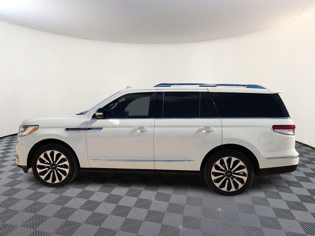 used 2022 Lincoln Navigator car, priced at $52,998