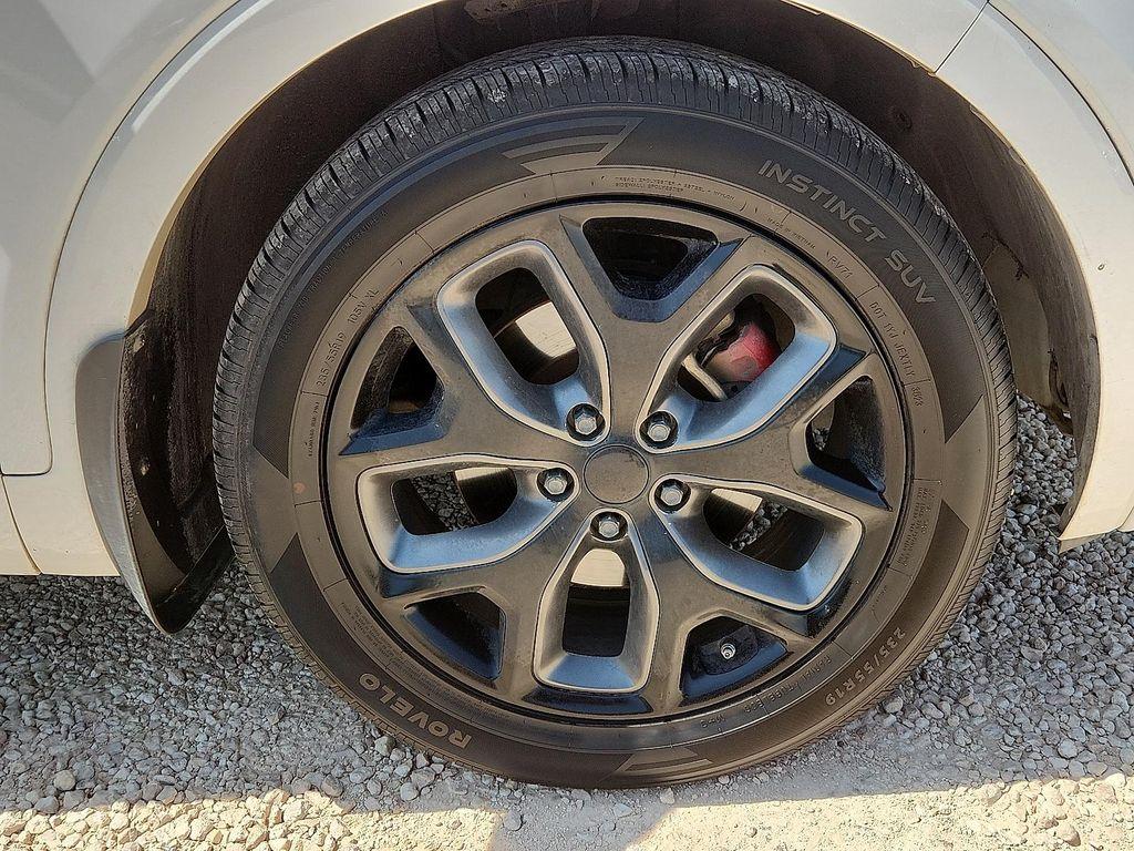 used 2018 Kia Sorento car, priced at $14,998