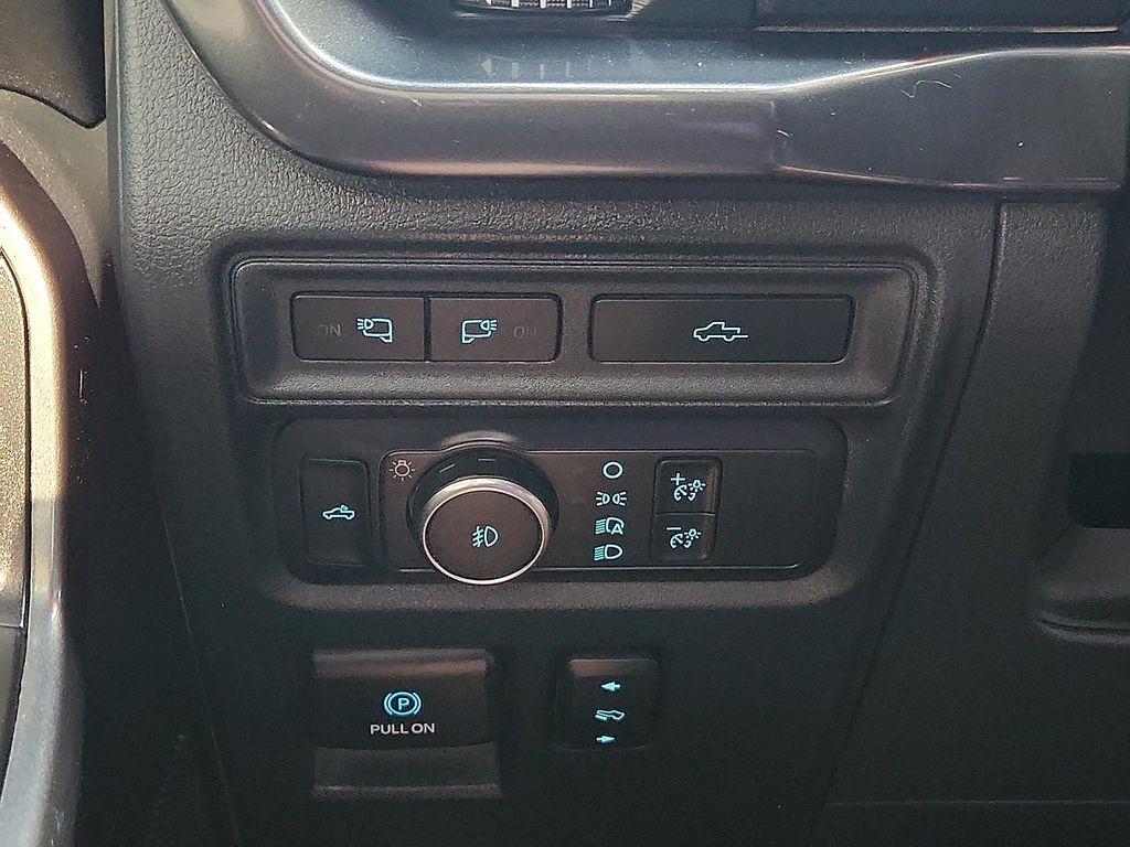 used 2021 Ford F-150 car, priced at $25,998