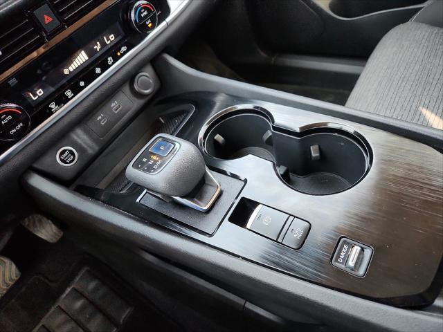 used 2021 Nissan Rogue car, priced at $23,998