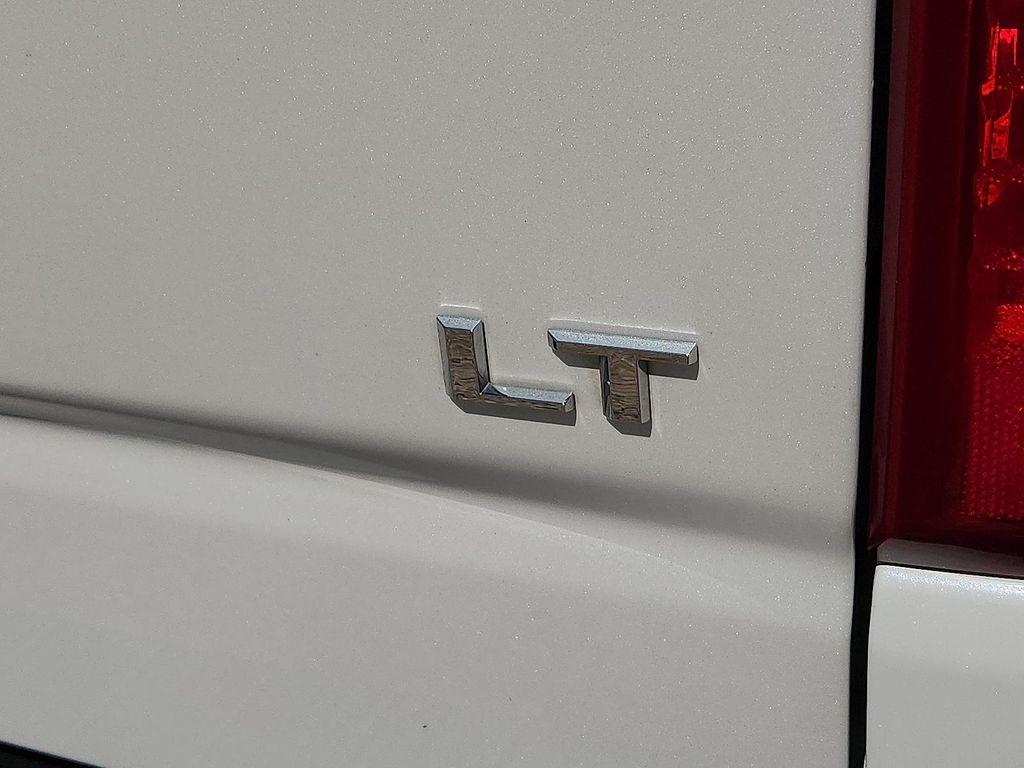 used 2022 Chevrolet Silverado 1500 car, priced at $30,998