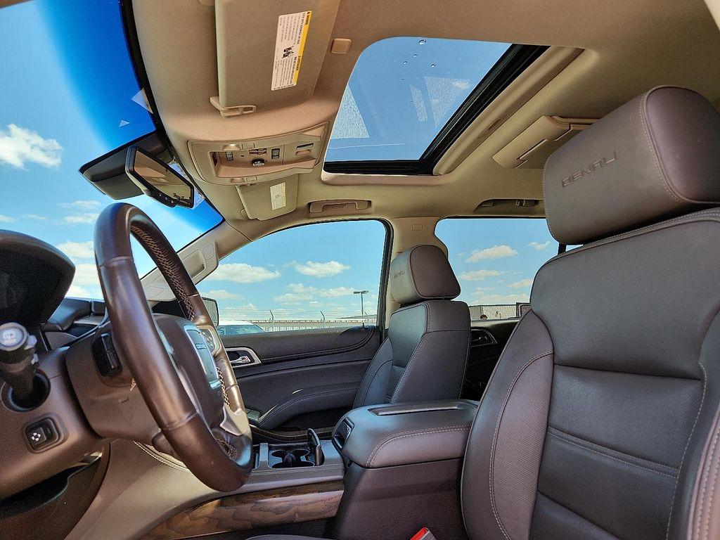 used 2019 GMC Yukon car, priced at $38,998
