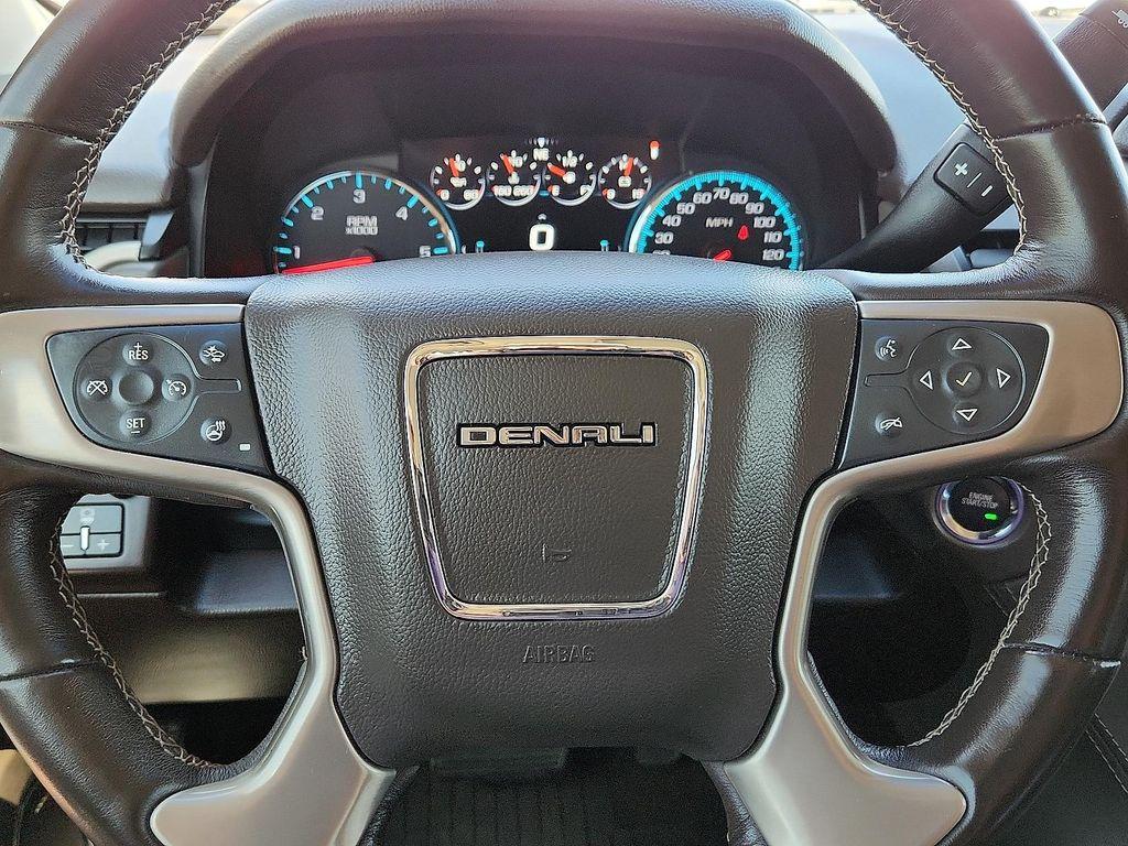 used 2019 GMC Yukon car, priced at $38,998