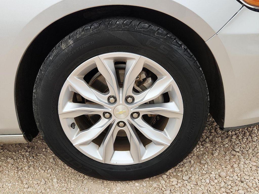 used 2020 Chevrolet Malibu car, priced at $16,998