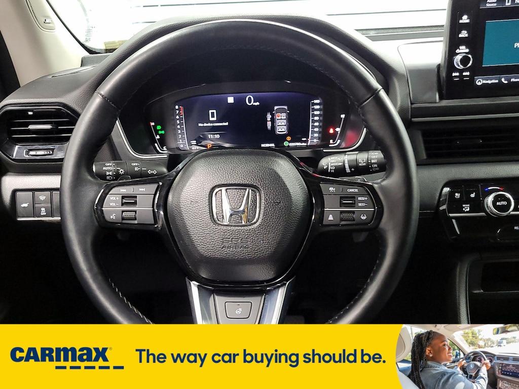 used 2023 Honda Pilot car, priced at $45,998