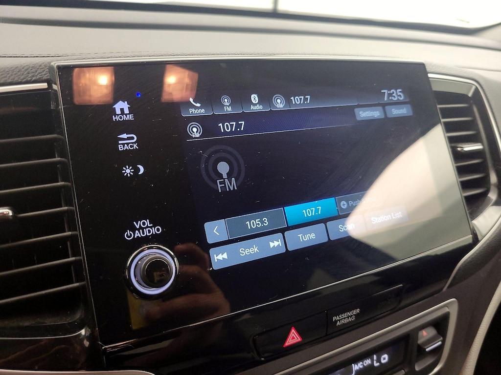 used 2022 Honda Pilot car, priced at $33,998