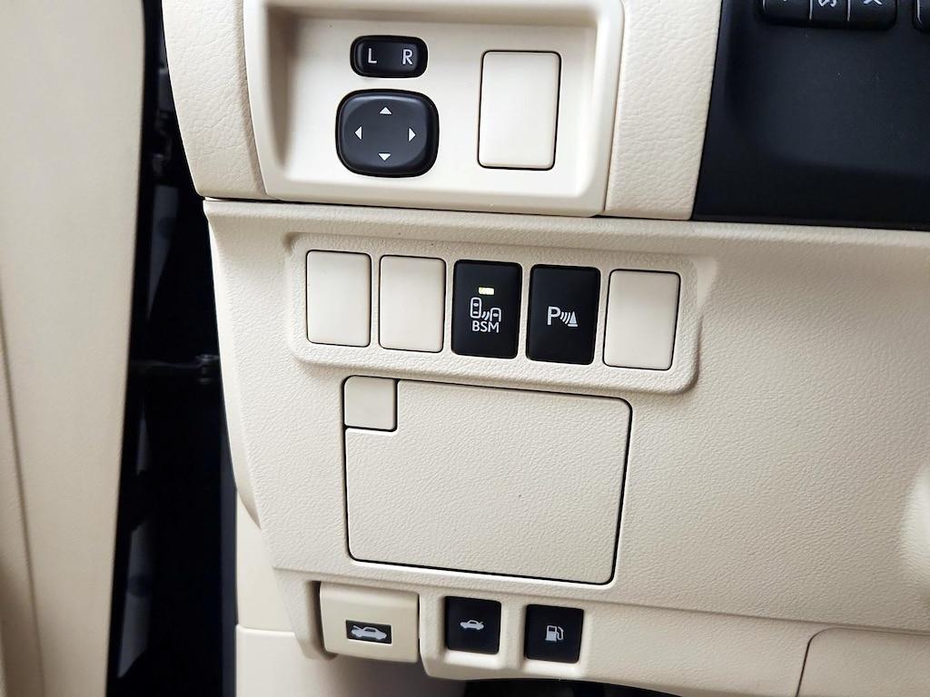 used 2014 Lexus ES 350 car, priced at $17,998