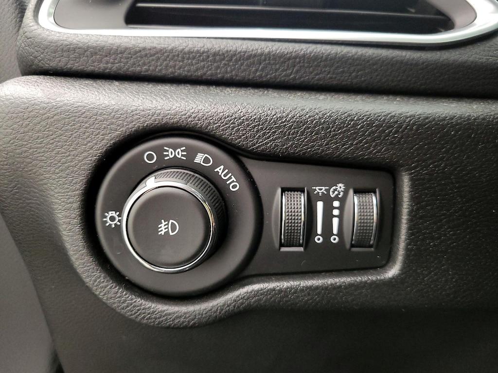 used 2018 Chrysler Pacifica car, priced at $26,998