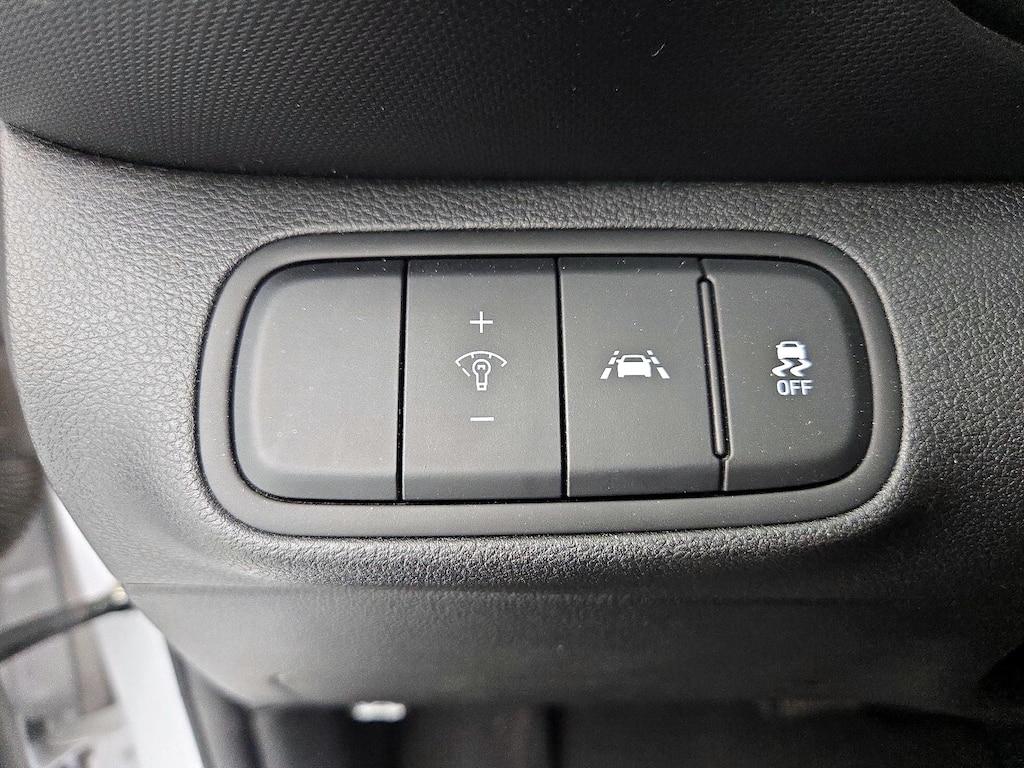 used 2021 Hyundai Venue car, priced at $17,998