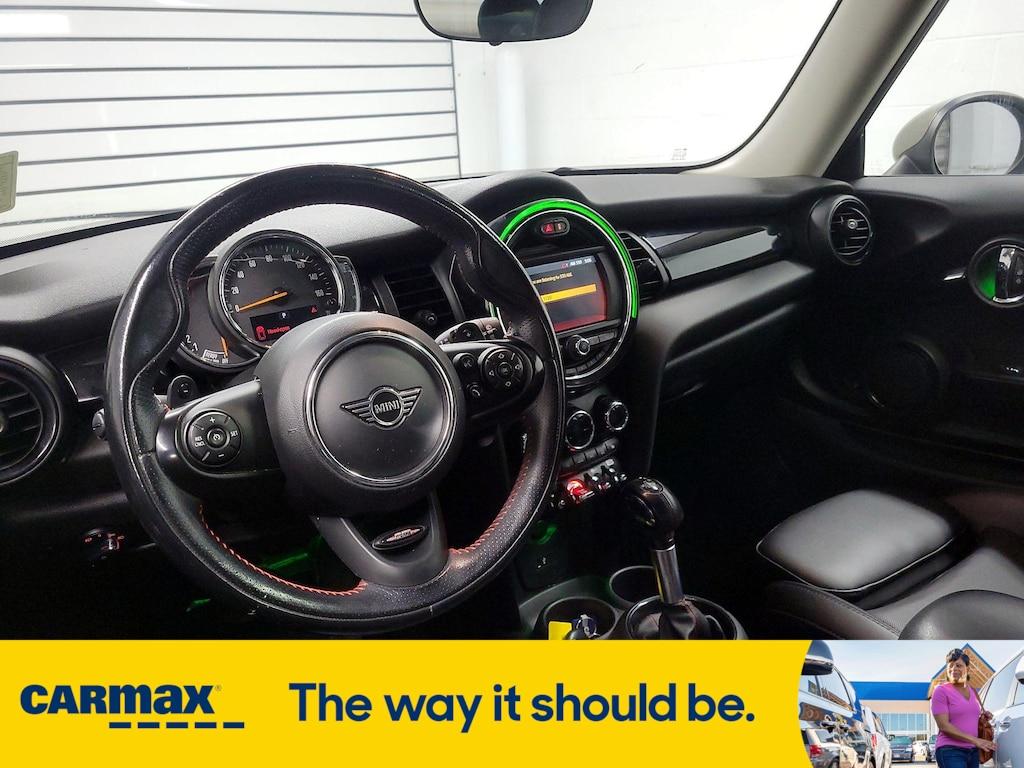 used 2019 MINI Hardtop car, priced at $18,998