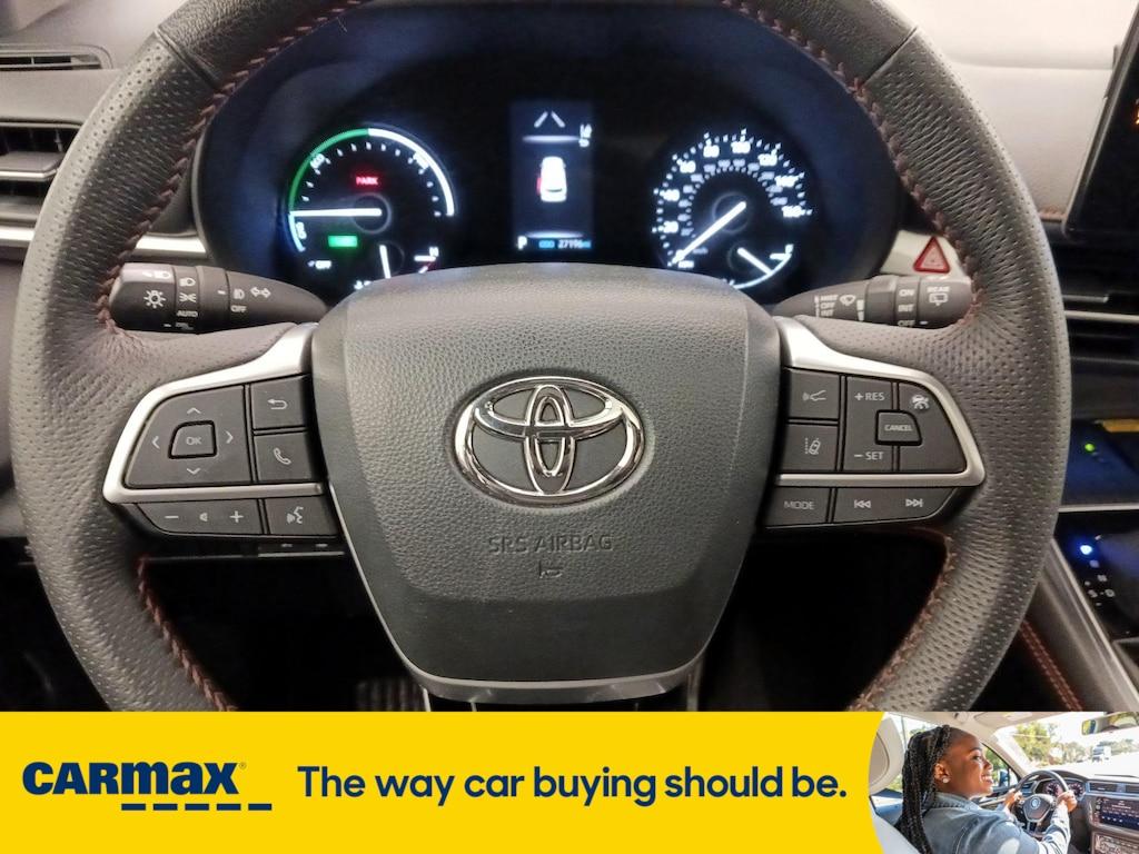 used 2023 Toyota Sienna car, priced at $52,998