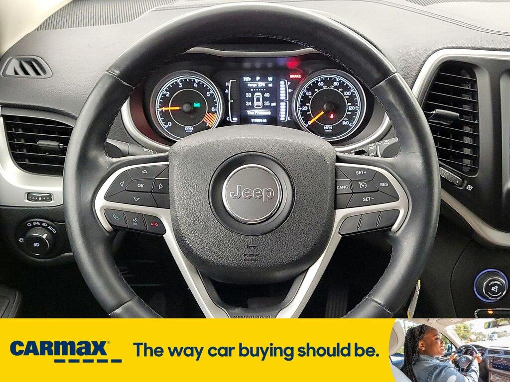 used 2015 Jeep Cherokee car, priced at $12,998