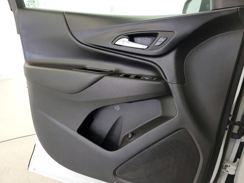 used 2022 Chevrolet Equinox car, priced at $22,998