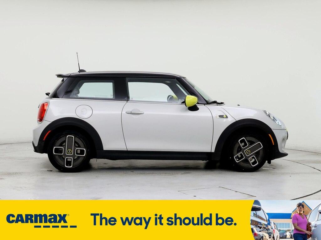 used 2021 MINI SE Hardtop car, priced at $21,998
