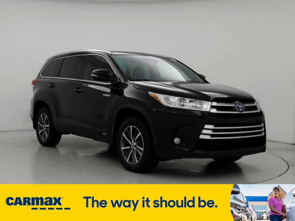 used 2019 Toyota Highlander Hybrid car, priced at $35,998