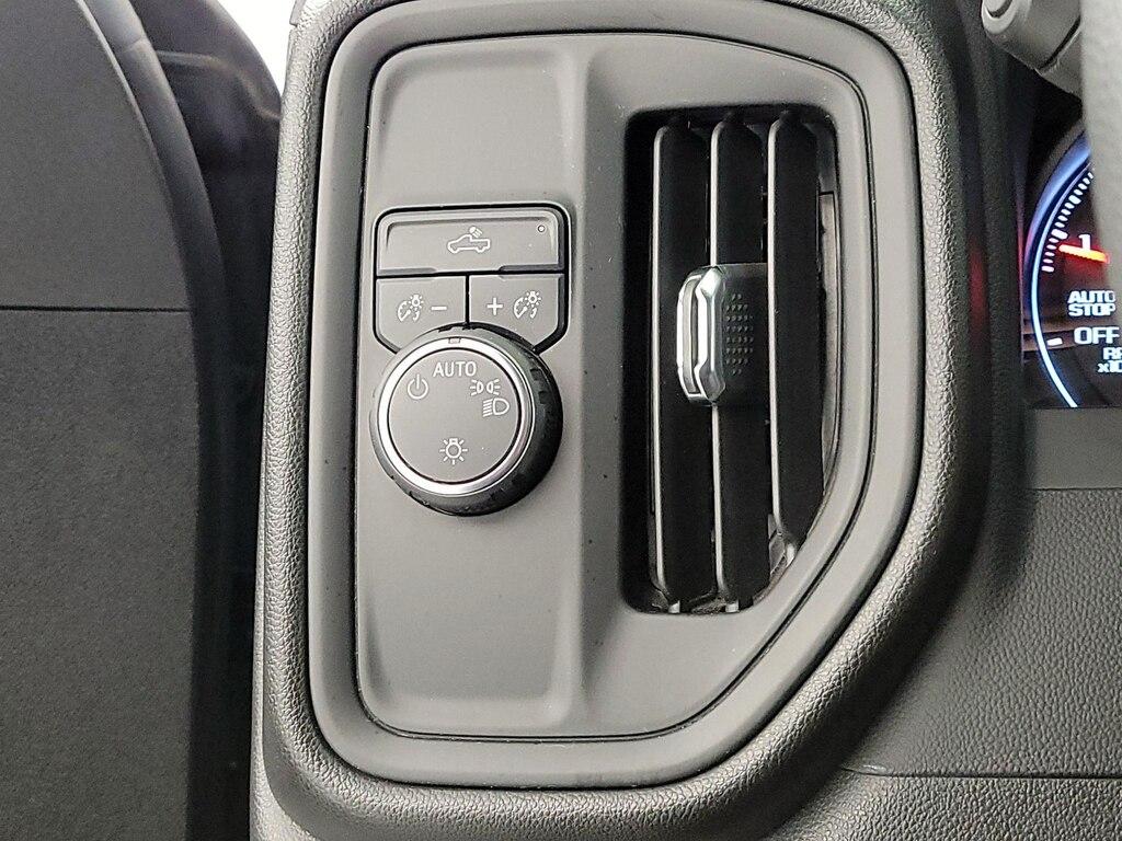 used 2022 Chevrolet Silverado 1500 car, priced at $33,998