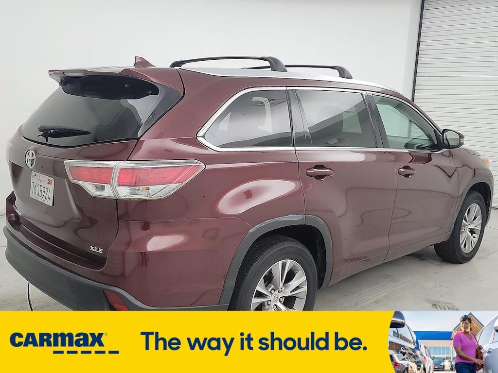 used 2015 Toyota Highlander car, priced at $29,998