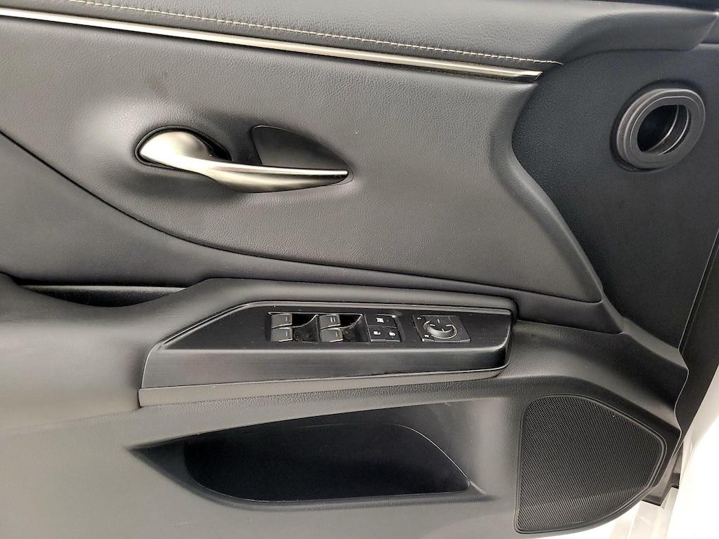 used 2021 Lexus ES 300h car, priced at $26,998