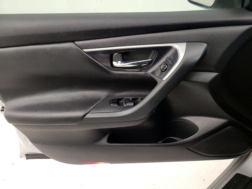 used 2014 Nissan Altima car, priced at $12,599