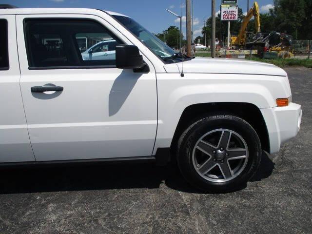 used 2009 Jeep Patriot car, priced at $10,995