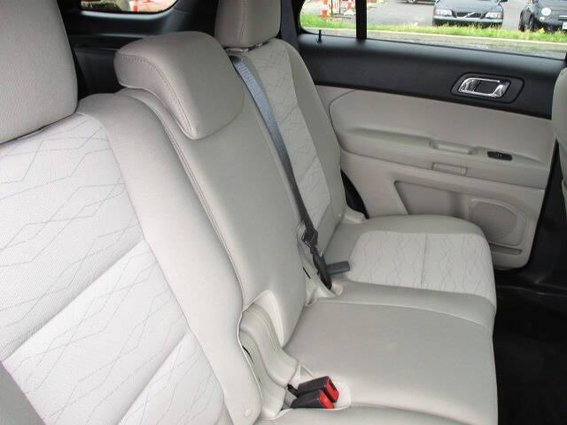 used 2013 Ford Explorer car, priced at $15,000