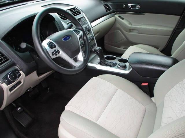 used 2013 Ford Explorer car, priced at $15,000