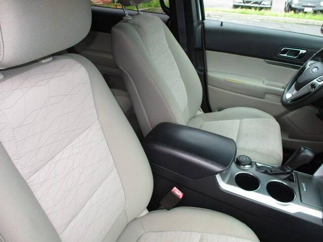 used 2013 Ford Explorer car, priced at $15,000