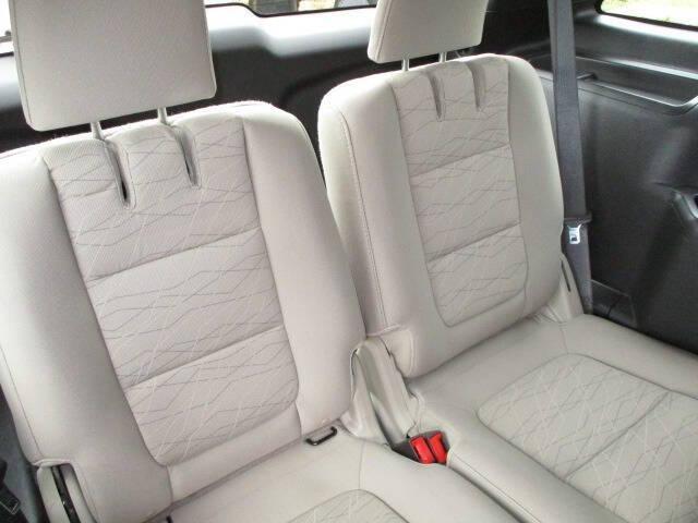 used 2013 Ford Explorer car, priced at $15,000