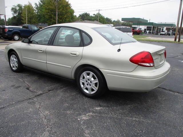 used 2007 Ford Taurus car, priced at $7,995