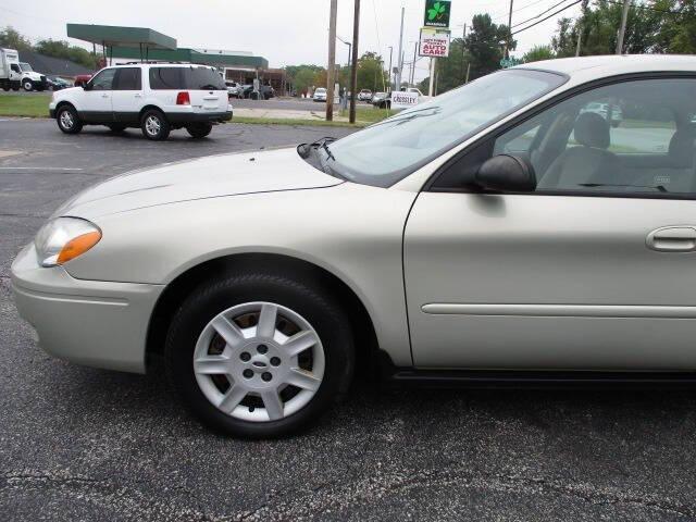 used 2007 Ford Taurus car, priced at $7,995