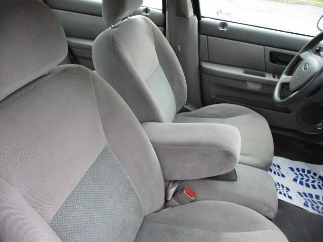 used 2004 Ford Taurus car, priced at $3,995