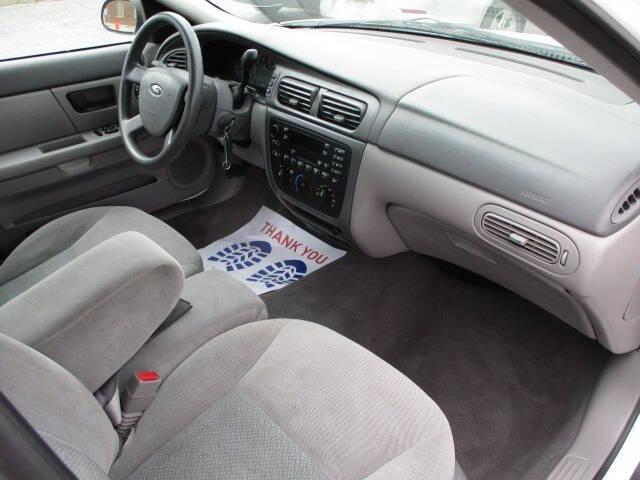 used 2004 Ford Taurus car, priced at $3,995