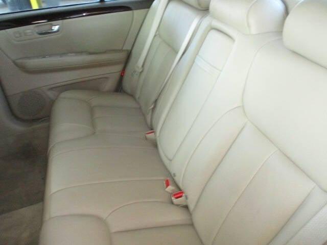 used 2006 Cadillac DTS car, priced at $8,995