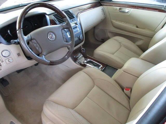 used 2006 Cadillac DTS car, priced at $8,995