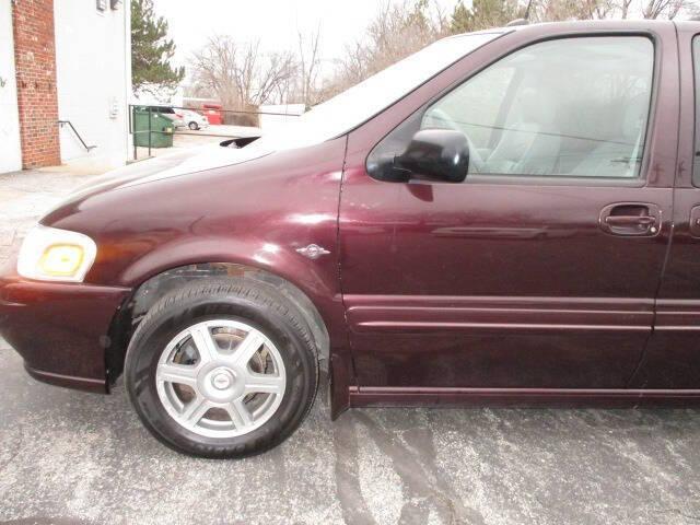 used 2004 Oldsmobile Silhouette car, priced at $5,000